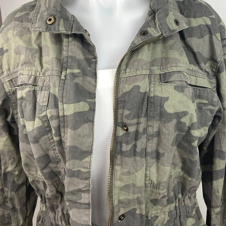 Universal Thread NWT Green Camouflage Zip Up Utility Cargo Hoodie Jacket Size S