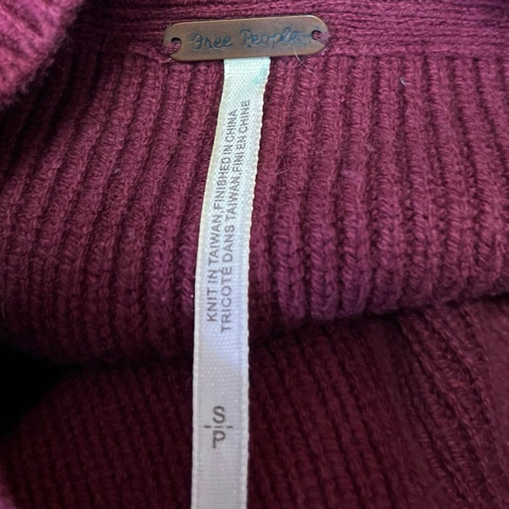 Free People Red Maroon Long Sleeve Ribbed Knit Mock Neck Sweater Top Size S