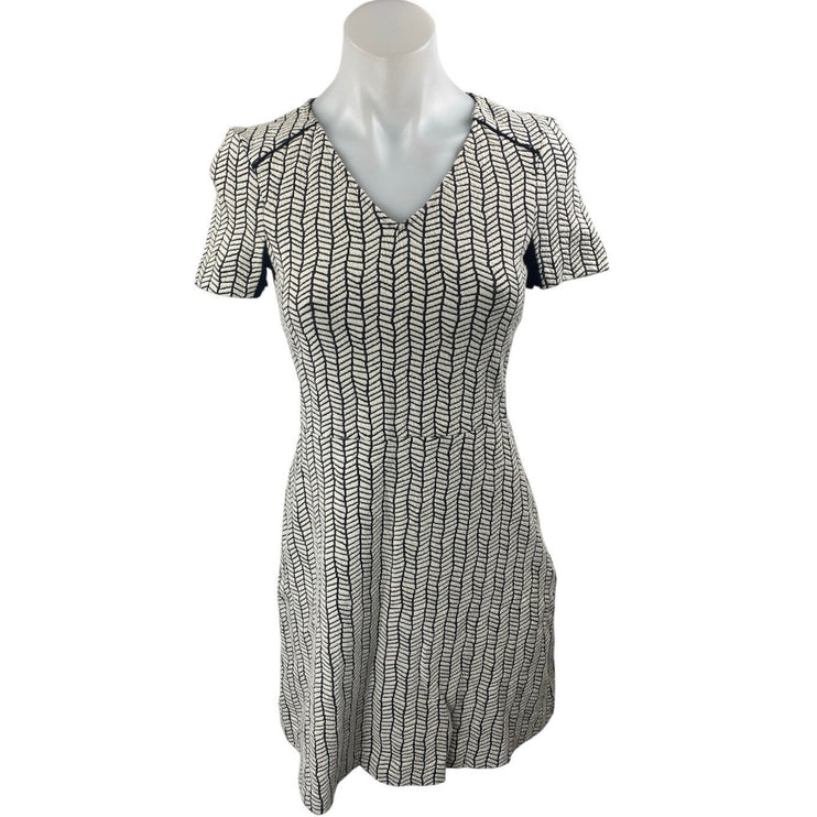 Zara Women's White Black Short Sleeve Abstract A Line Mini Skater Dress Size XS