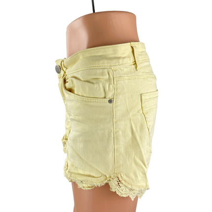 Tinsel Women's Yellow Floral Lace Hem Mid Rise Y2k Denim Jean Shorts Size 27