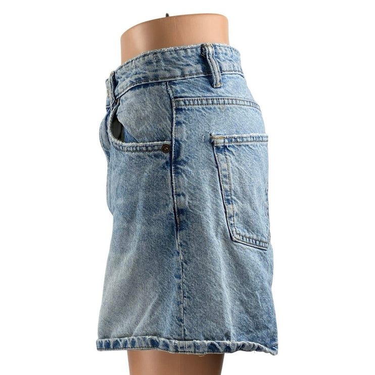Zara Women's Blue Light Wash High Rise Bermuda Boyfriend Denim Jean Shorts Sz 8