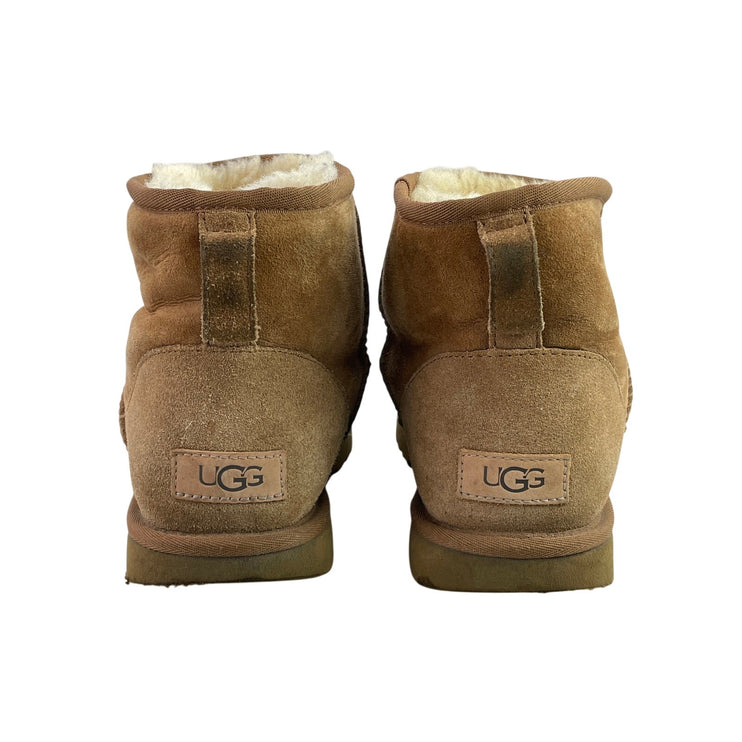 UGG Classic Ultra Mini Brown Suede Round Toe Faux Fur Pull Tab Ankle Boots Sz 11