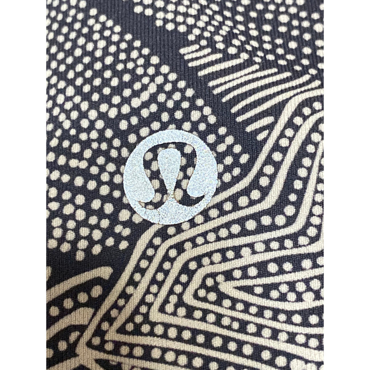 Lululemon Get It Om Black Gray Mesh Geometric Yoga Workout Athletic Crop Top 4