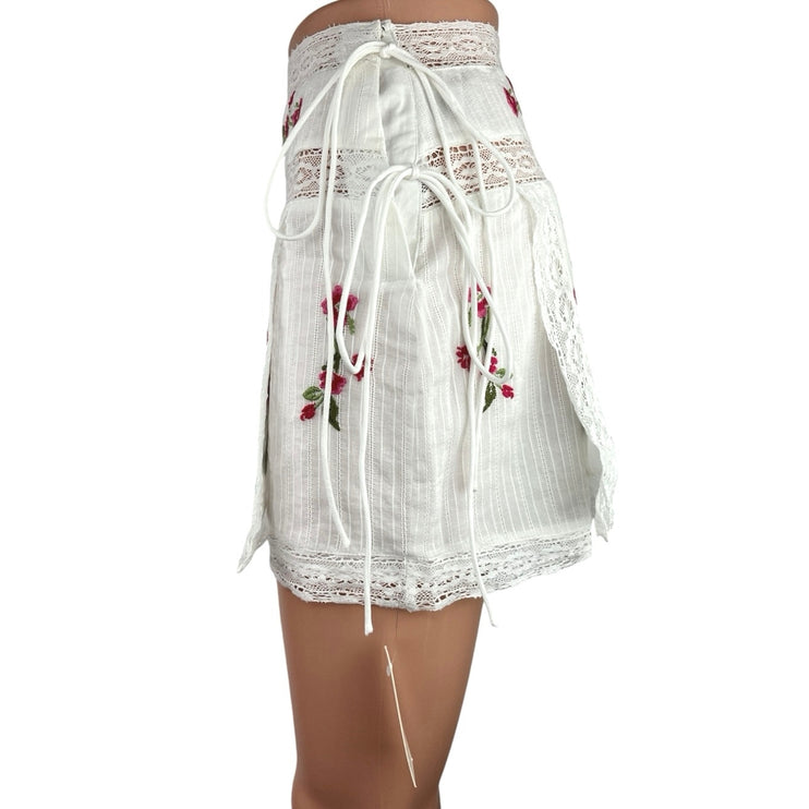 New For Love & Lemons White Floral Embroidered Lace Tie Straight Mini Skirt XS