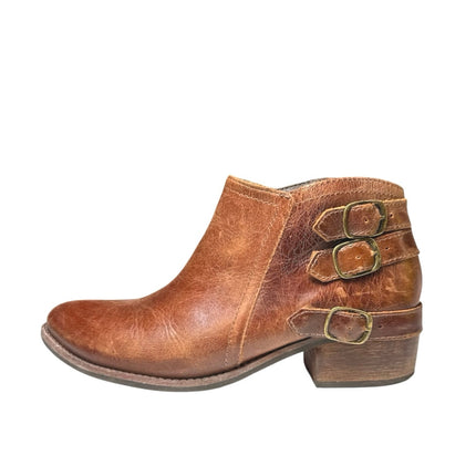 Matisse Kate Womens Brown Leather Buckle Strap Western Heel Ankle Boots Size 8M