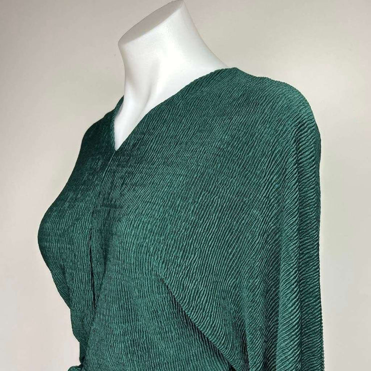 All in Favor Emerald Green V Neck Long Sleeve Crinkle Tie Waist Midi Dress Sz S