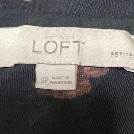 Ann Taylor LOFT Black Floral Short Flutter Sleeve Crew Neck Blouse Top Size S