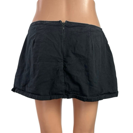 Princess Polly Women's Black Low Waist Y2K Zip Mini Shorts Skirt Skort Size 10
