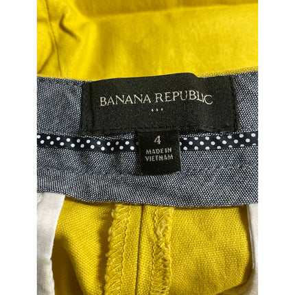 Banana Republic Women's Yellow Mid Rise Flat Front Casual Mini Shorts Size 4