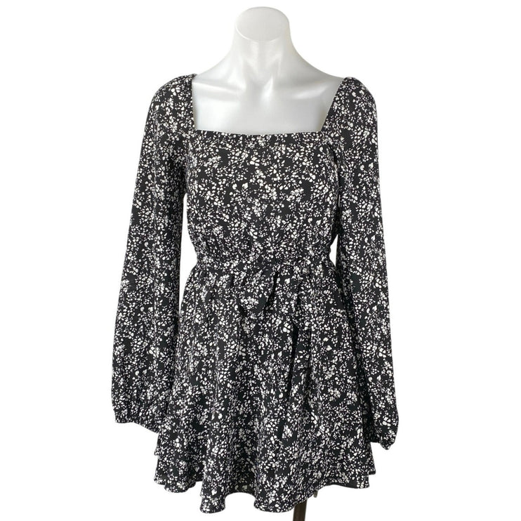 Pamela x NA-KD Reborn Black White Floral Long Puff Sleeve Fit & Flare Dress 6