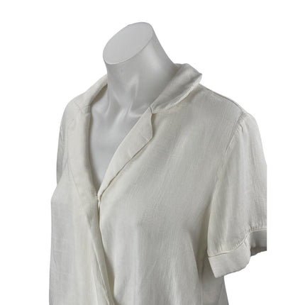 Vici Kienna Women's White Textured Drape V Neck Short Sleeve Wrap Blouse Top S