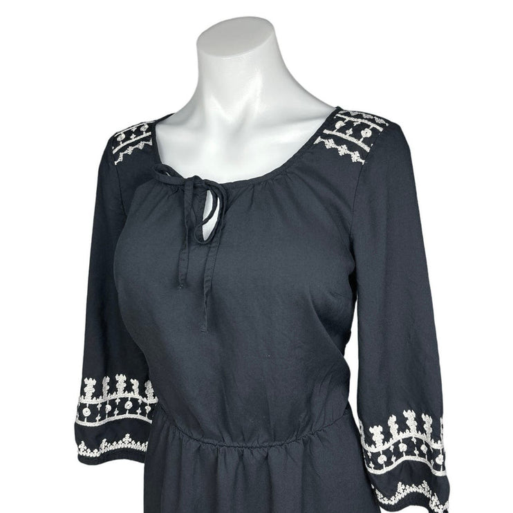 Old Navy Black White Embroidered 3/4 Sleeve Keyhole Neck Blouson Mini Dress Sz M