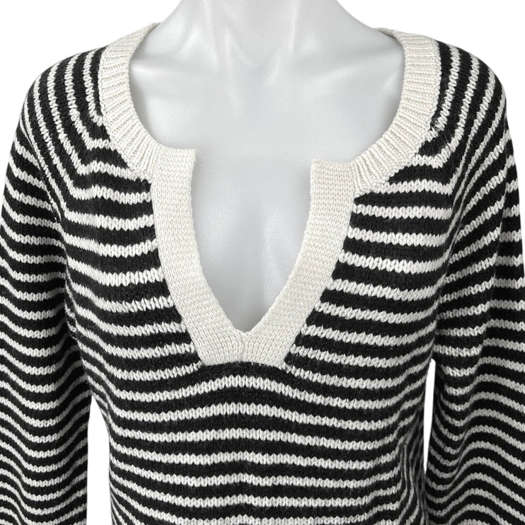 Gap Women's White Black Wool V Neck Long Sleeve Pullover Sweater Top Size M