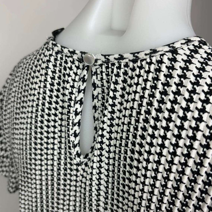 Adrianna Papell NWT Black Houndstooth Flutter Sleeve Crewneck Blouse Top Size XS