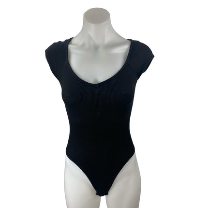 Princess Polly Black Short Sleeve Ribbed Knit Scoop Neck Bodysuit Top Size 2