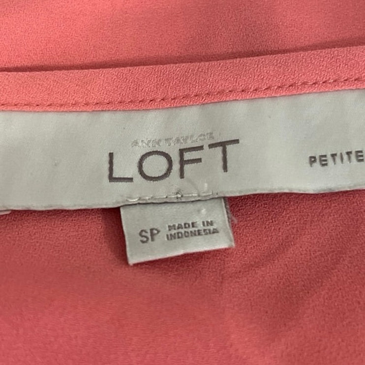 Ann Taylor LOFT Women's Coral Half Sleeve Pintucked Casual Blouse Top Size SP
