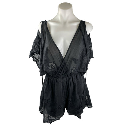 Astr the Label Black Floral Lace Sheer Short Sleeve V Neck Romper Jumpsuit Sz XS