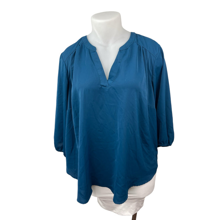 Torrid Women's Blue Long Sleeve V Neck Pleated Loose Casual Blouse Top Size 3X