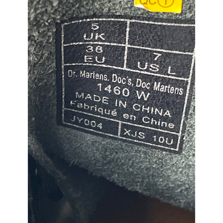 NEW Dr. Martens 1460 Womens Black Leather Round Toe Lace Up Combat Ankle Boots 7