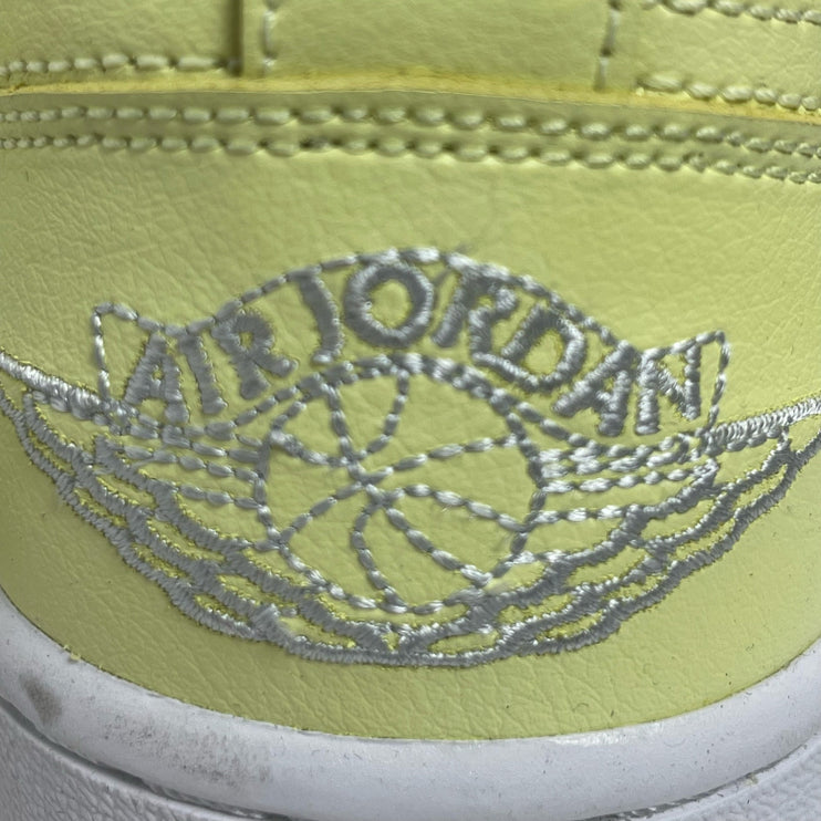 Nike Air Jordan 1 Low Lemonade Colorblock Lace-Up Athletic Sneakers Shoes 10.5