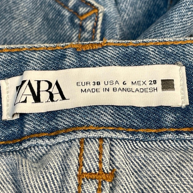 Zara Women's Blue Denim Distressed Frayed Raw Hem Patch Pocket Jean Shorts Sz 6