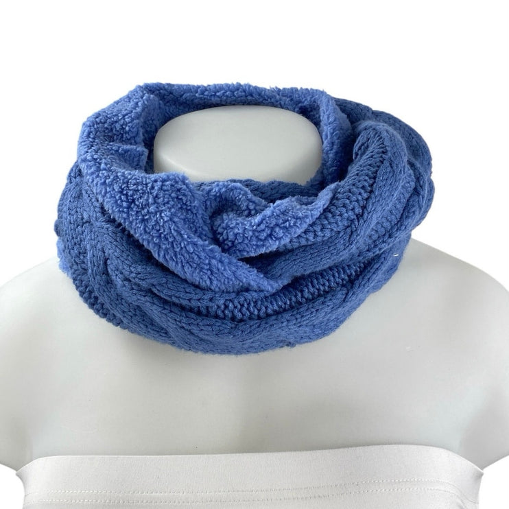 UGG Knit Tech Blue Matching Winter Warm Shawl Finger Gloves Scarp 2 Piece Set