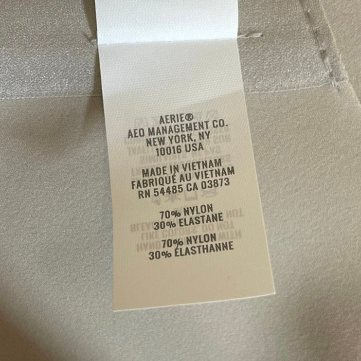 NEW Aerie Smoothez Unline Khaki Sleeveless Lingerie Hook Eye Plunge Bra Top 40DD