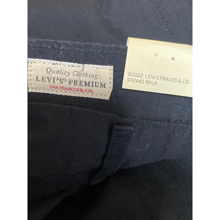 NEW Levi's Men's Black Mid Rise Relaxed Chino Bermuda Pleated Trousers Shorts 32