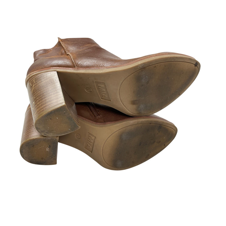 Mia Patton Women's Brown Faux Leather Pointed Toe Block Heel Ankle Booties 7.5
