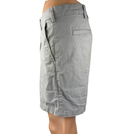 Gap Essential Khaki 7" Men's Gray Straight Golf Chino Bermuda Shorts Size 36
