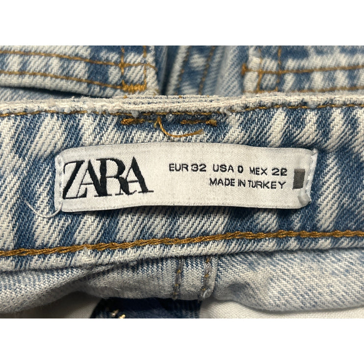 Zara Women's Blue Light Wash Mid Rise Relaxed Loose Straight Leg Jeans Size 0