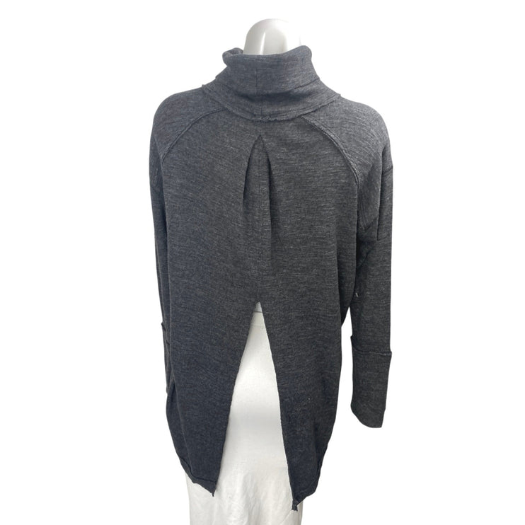 Free People Women's Gray Turtleneck Split Back Long Sleeve Knit Sweater Top Sz M