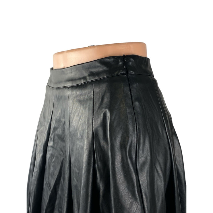 Better Be Women's Black Faux Vegan Leather Pleated Mini Flare A-Line Skirt Sz S