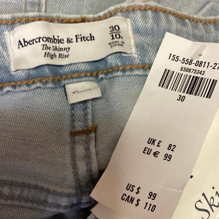 Abercrombie & Fitch NWT Blue Light Wash Ankle Slit Hem High Rise Skinny Jeans 10