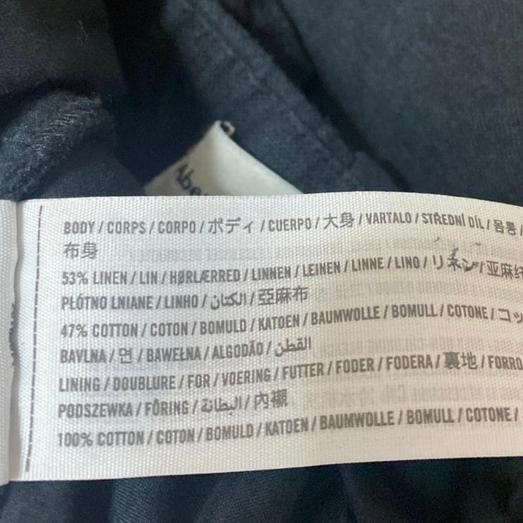 Abercrombie & Fitch Women's Black Pleated High Waist Wide Leg Bermuda Shorts S