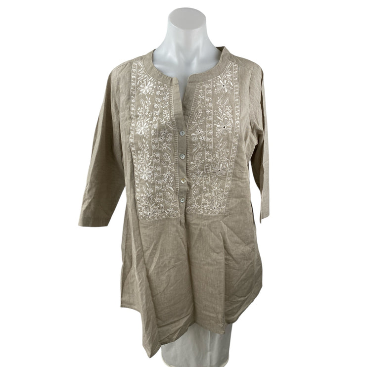 NEW Diza Beige Floral Embroidered 3/4 Sleeve Button Front Blouse Shirt Top Sz S