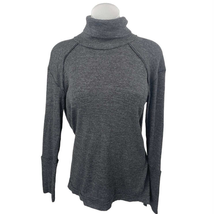 Free People Women's Gray Turtleneck Split Back Long Sleeve Knit Sweater Top Sz M
