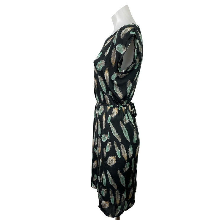 ARW 51 NYC Black Feather Short Sleeve Graphic Tie Waist A Line Mini Dress Size 4