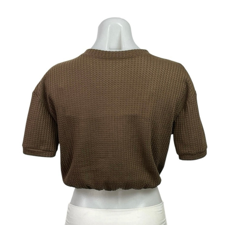 JXQ Fashion Brown Short Sleeve Waffle Knit Notch V Neck Casual Crop Top Size S/M