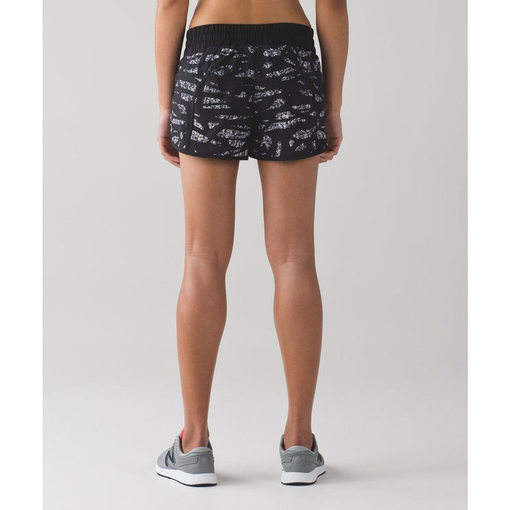 Lululemon Black White Mid Rise Printed Zip Pocket Running Tracker Short Size S/M