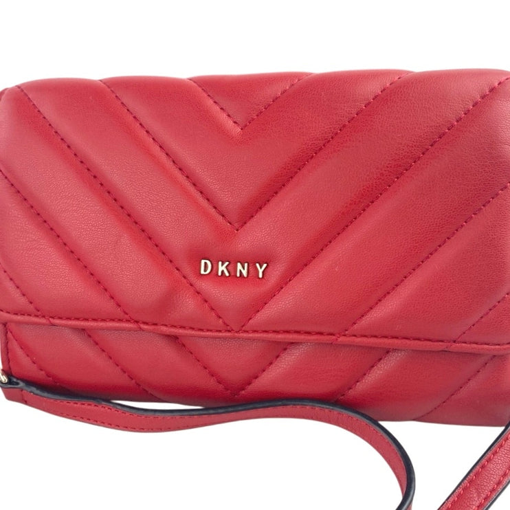 DKNY Veronica WOC Red Leather Quilted Crossbody Wallet Mini Purse Crossbody OS