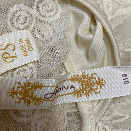 Adiva Women's White Floral Embroidered Lace Overlay Short Sleeve Bloue Top Sz S