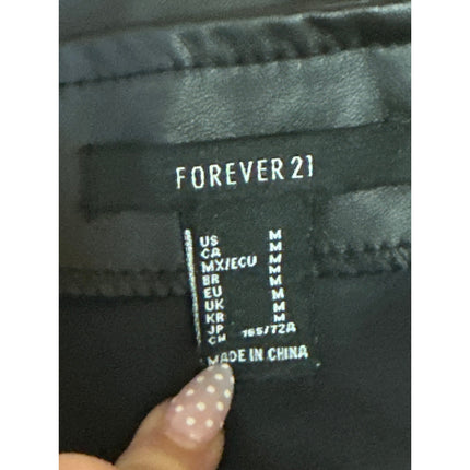 Forever 21 Women's Black Faux Vegan Leather Zip Up Mini Wide Leg Skirt Skort M