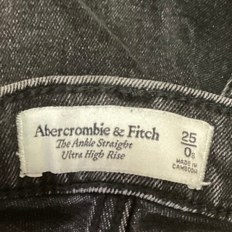 Abercrombie & Fitch Black Denim High Rise Distressed Ankle Straight Mom Jeans XS