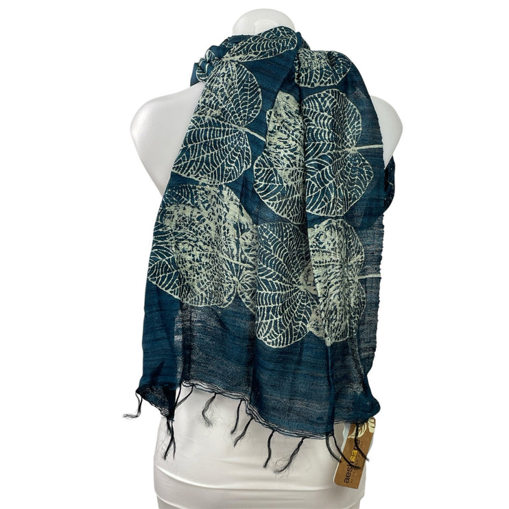NEW Aeshsane By Neesha Amrish Women's Blue Silk Fringe Wrap Shawl Neck Scarf OS
