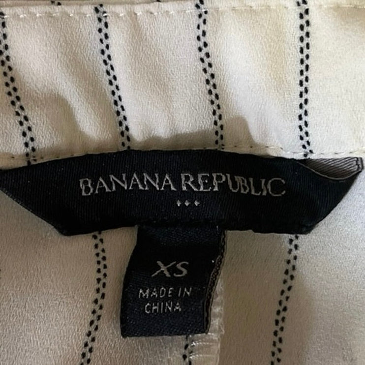 Banana Republic White Striped V Neck Sleeveless Pullover Blouse Top Size XS