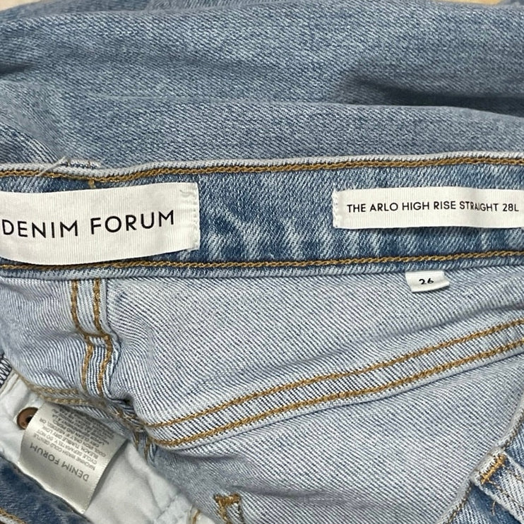Aritzia Denim Forum Blue High Rise Medium Wash Straight Leg Denim Jeans Pants 26