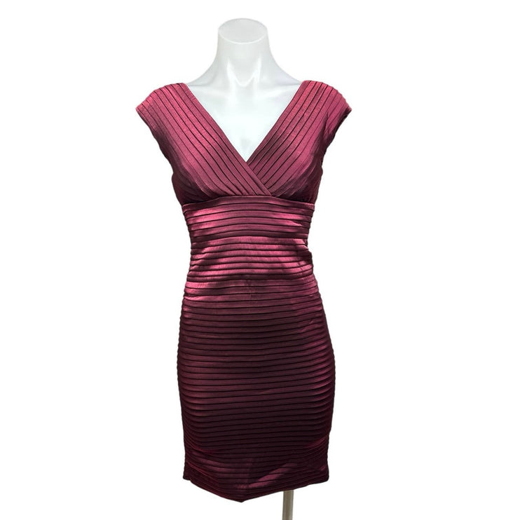 Adrianna Papell Purple Metallic Pleated V-neck Sleeveless Satin Sheath Dress 2P