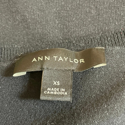 Ann Taylor Women's Black Crew Neck Short Sleeve Slim Sweater Tee T-Shirt Top XS