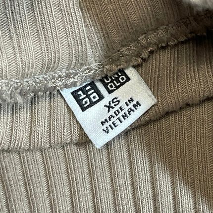 Uniqlo Women's Brown Ribbed Knit Mock Neck Long Sleeve Tee T-Shirt Blouse Top XS